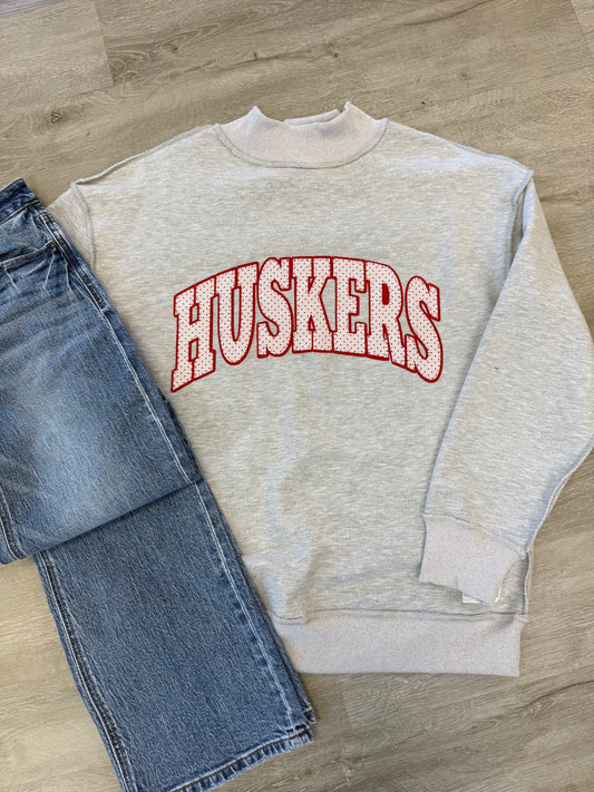 Husker Mock Neck Crew